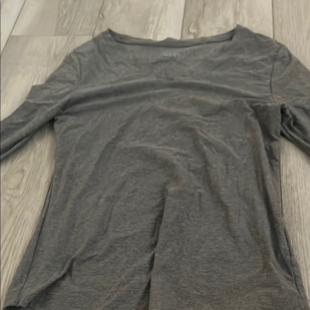 No Boundaries Gray Fitted 3/4 Sleeve T-Shirt